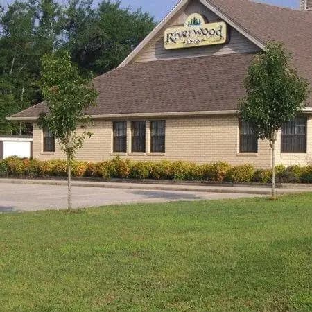 Riverwood Inn of Glenwood in Glenwood Arkansas